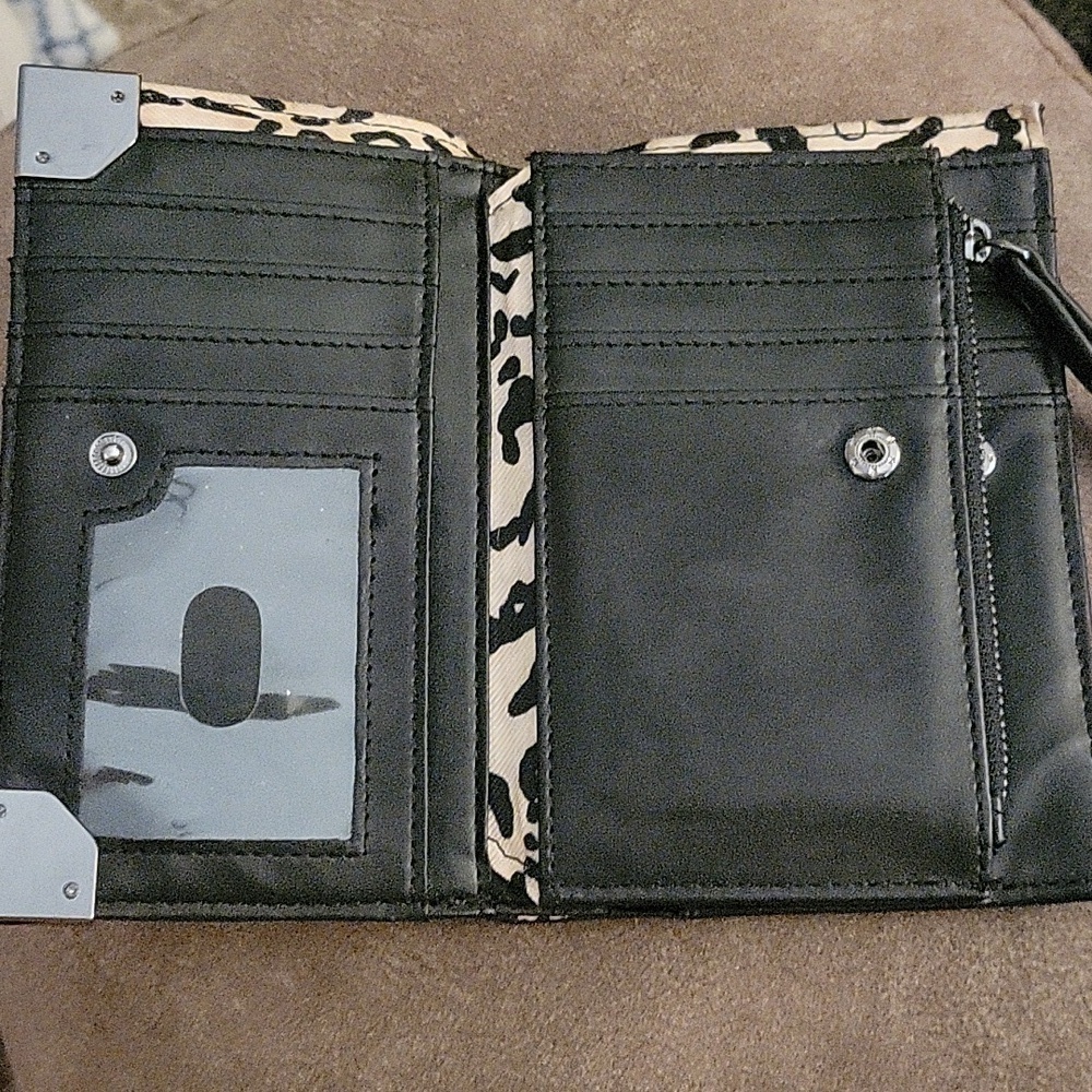 JESSICA SIMPSON Black Frankie Center Divider Meteorite Womens Wallet - Picture 4 of 11